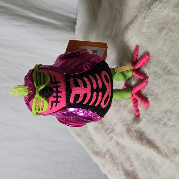 Target Other - 2024 Hyde and Eek Collectible Bird Glitters NWT Target Halloween